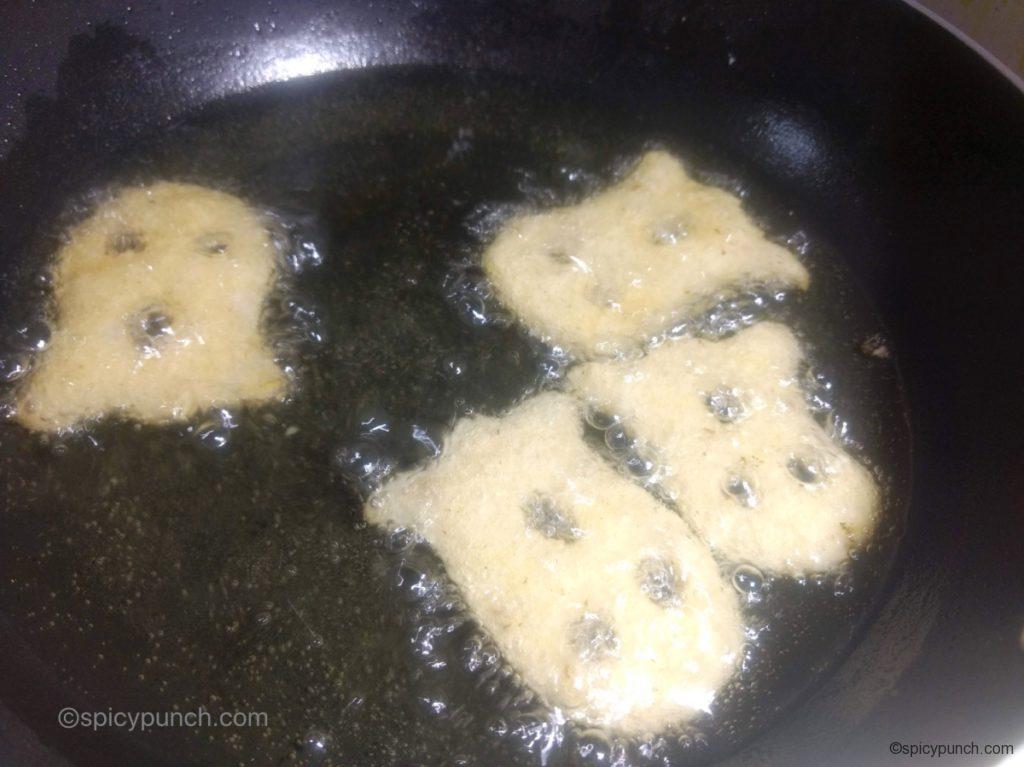 ghost potato fries in the oil
