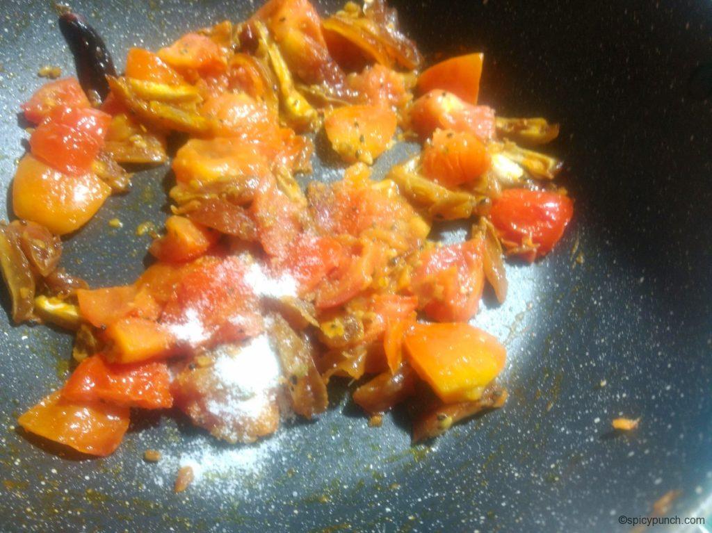 add salt to this tomato and date chutney