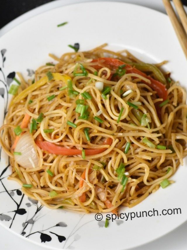 cropped-vegetable-chowmein-is-served-with-chopsticks-1.jpg