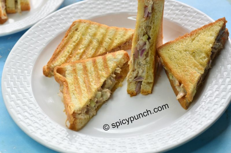 Mayonnaise Chicken Sandwich - Chicken sandwich recipe with mayo and salad