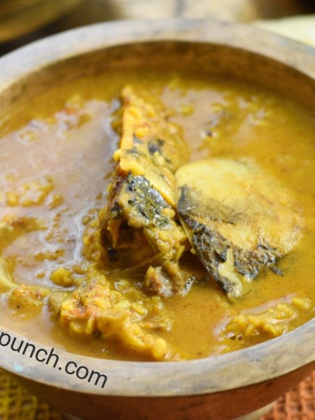 How to make macher matha diye moong dal?