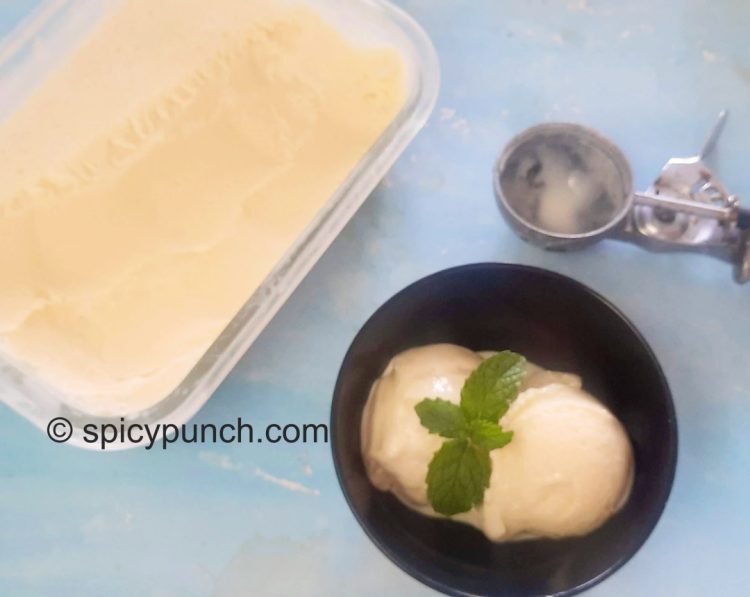 Easy To Make Homemade Vanilla Ice Cream Recipe